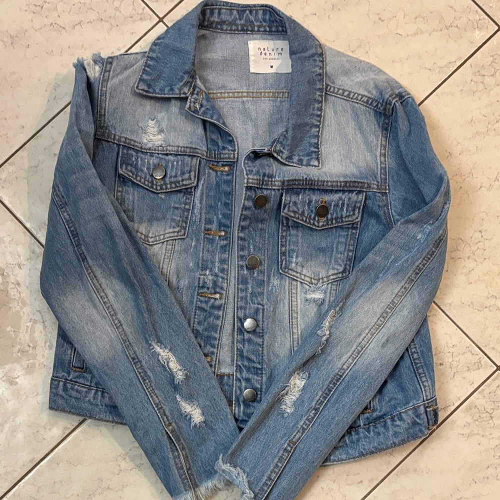 Nature Denim Light Blue Distressed Jean Jacket size medium
